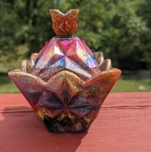 💕 SOLD 💕Cute Rainbow Glitter Box & Lid Resin Art Handmade Artisan Gift